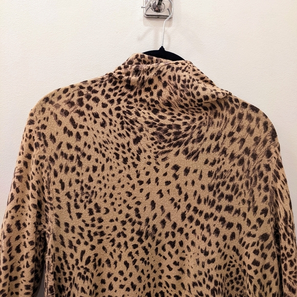 Danier Animal Print Sweater Cardigan - L - Picture 8 of 8
